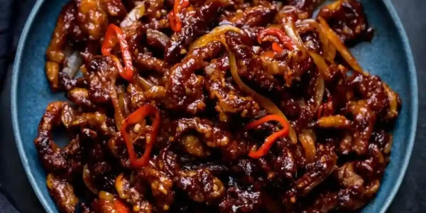 Crispy-Chilli-Beef-Nickys-Kitchen-Sanctuary-1693917386 (2)